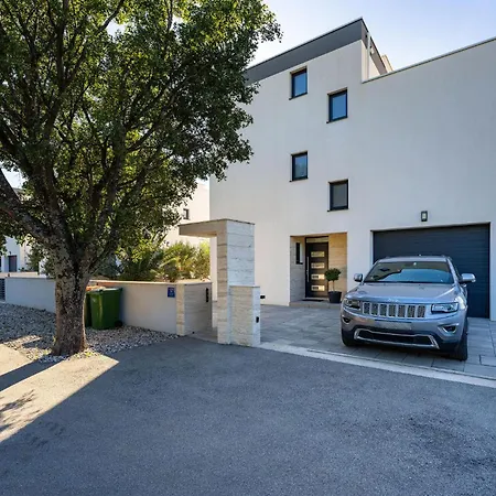 Ferienhaus Carpe Diem Jasenice (Zadar)